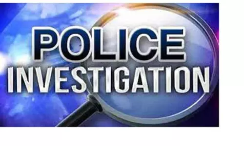 வீட்டின் கதவை உடைத்து திருட்டு