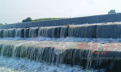 சரபங்காநதி தடுப்பணை நிரம்பியது தேவூர் பகுதி விவசாயிகள் மகிழ்ச்சி