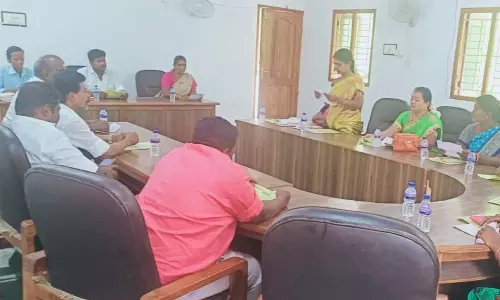 கவுன்சிலர்கள் காரசார விவாதம் கவுன்சிலர்கள் காரசார விவாதம்