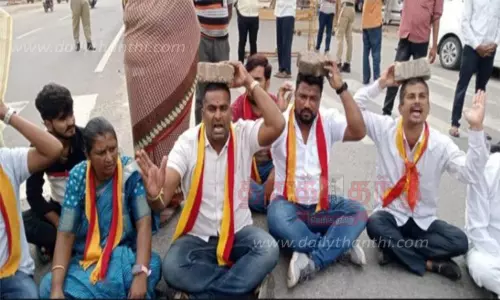 காவிரி விவகாரத்தில் குரல் கொடுக்காத கர்நாடக எம்.பி.க்கள் பதவி விலக வேண்டும்