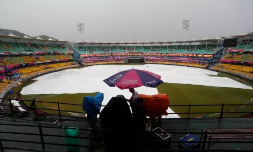 இந்தியா - இங்கிலாந்து இடையிலான பயிற்சி போட்டி மழையால் ரத்து