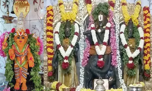 பெருமாள் கோவில்களில் சிறப்பு வழிபாடு