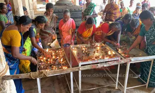 நவத்திருப்பதி கோவில்களில் சிறப்பு வழிபாடு நவத்திருப்பதி கோவில்களில் சிறப்பு வழிபாடு