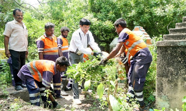 சென்னை மாநகராட்சி ஆணையர் ராதாகிருஷ்ணனுக்கு டெங்கு காய்ச்சல் பாதிப்பு
