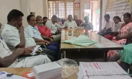 தீபாவளி போனஸ் அதிகமாக வழங்க வேண்டும்