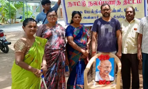 அரசு பள்ளியில் தூய்மை பணி