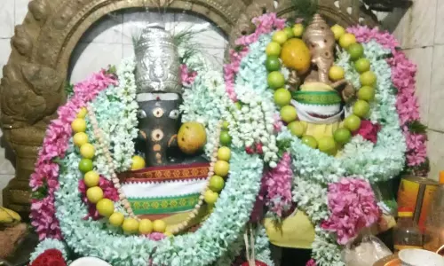 சங்கடஹர சதுர்த்தியை முன்னிட்டு சக்தி விநாயகர் கோவிலில் சிறப்பு பூஜை சங்கடஹர சதுர்த்தியை முன்னிட்டு சக்தி விநாயகர் கோவிலில் சிறப்பு பூஜை