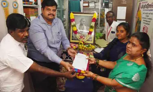 கதர் அங்காடியில்  தீபாவளி சிறப்பு தள்ளுபடி விற்பனை தொடக்கம்