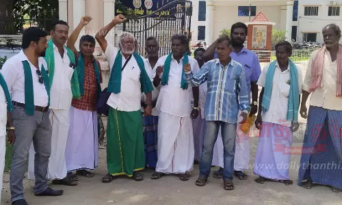 வந்தவாசியில் நடந்த குறைதீர்வு கூட்டத்தில் விவசாயிகள் வெளிநடப்பு