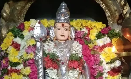 கார்த்திகை சிறப்பு பூஜை கார்த்திகை சிறப்பு பூஜை