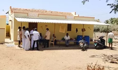 அடுத்தடுத்து   3 வீடுகளின் பூட்டை உடைத்து திருட முயற்சி