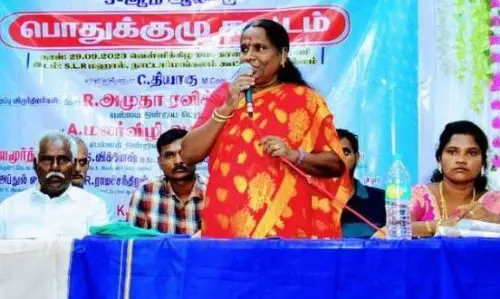 நாட்டார்மங்கலத்தில்    உழவர் உற்பத்தியாளர் நிறுவன பொதுக்குழு கூட்டம்