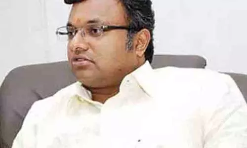 கோவில்களை தனியாரிடம் கொடுத்தால் சாதிய பாகுபாட்டிற்கு வழிவகுக்கும் காரைக்குடியில் கார்த்தி சிதம்பரம் எம்.பி. பேட்டி