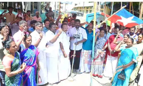 மதுரையில் விடுதலை சிறுத்தைகள் கட்சி ஆர்ப்பாட்டம்