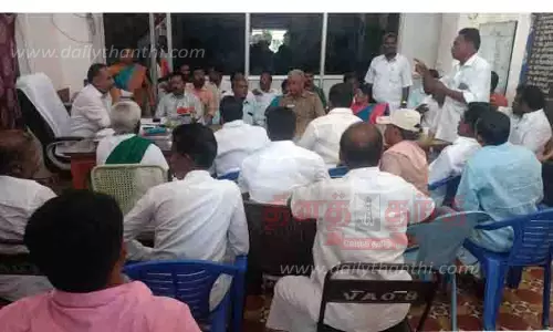 கொத்தமங்கலத்தில் டாஸ்மாக் கடை திறக்க எதிர்ப்பு: நீதிமன்றத்தை நாடி தீர்வு காண சமரச கூட்டத்தில் முடிவு