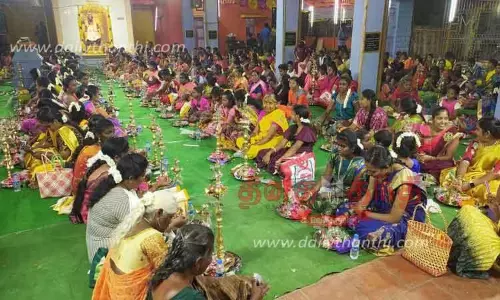 முப்புடாதி அம்மன் கோவில் திருவிளக்கு பூஜை