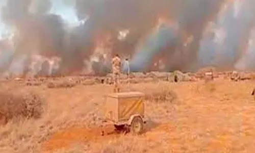 தென் ஆப்பிரிக்காவின் ராணுவ பயிற்சி தளத்தில் தீ விபத்து; 6 பேர் உடல் கருகி சாவு தென் ஆப்பிரிக்காவின் ராணுவ பயிற்சி தளத்தில் தீ விபத்து; 6 பேர் உடல் கருகி சாவு