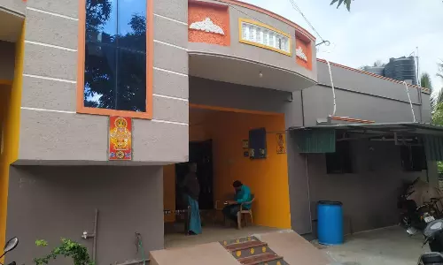 ஓய்வு பெற்ற பி.எஸ்.என்.எல். ஊழியர் வீட்டில்15 பவுன் நகை-ரூ.50 ஆயிரம் கொள்ளை