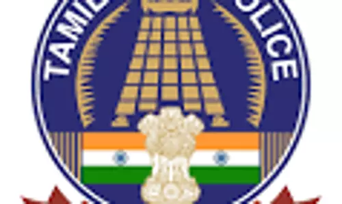 காருவள்ளியில்ஓடும் ரெயிலில் பெண்ணிடம் நகைப்பறிப்புமர்ம நபருக்கு போலீஸ் வலைவீச்சு காருவள்ளியில்ஓடும் ரெயிலில் பெண்ணிடம் நகைப்பறிப்புமர்ம நபருக்கு போலீஸ் வலைவீச்சு