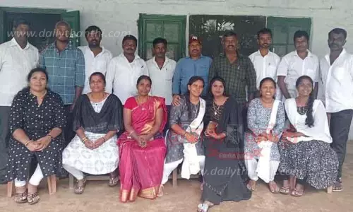 முன்னாள் மாணவர்கள் சந்திப்பு