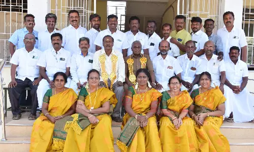 முன்னாள் மாணவ-மாணவிகள் சந்திப்பு