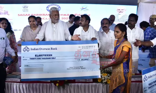 கடலோர பாதுகாப்பில் மீனவர்கள் கவசமாக திகழ்கின்றனர்