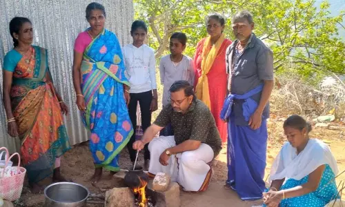 அழகு திருமலைராய பெருமாள் கோவிலில் வருண ஜெபம்