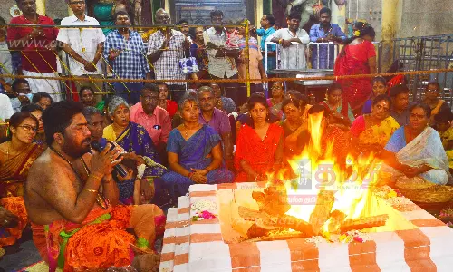 ராகு-கேது பெயர்ச்சியையொட்டி கோவில்களில் சிறப்பு வழிபாடு