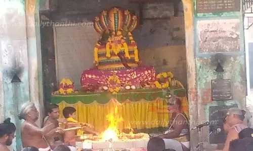 சிவன் கோவிலில் ராகு-கேது பெயர்ச்சி விழா