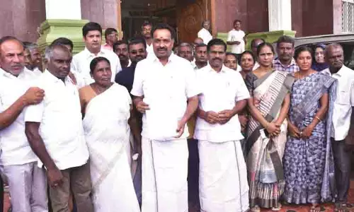 ஆற்றில் கழிவுகள் கலப்பது குறித்து நடவடிக்கை எடுக்காவிட்டால் அ.தி.மு.க. சார்பில் உண்ணாவிரதம்: முன்னாள் அமைச்சர் அறிவிப்பு