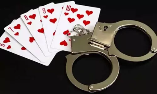 சத்தியமங்கலம் அருகே  பணம் வைத்து சூதாடிய 6 பேர் கைது