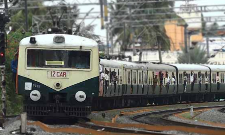 தண்டவாள பராமரிப்பு பணி மூர்மார்க்கெட் - சூலூர்பேட்டை இடையே மின்சார ரெயில் பகுதி நேர ரத்து