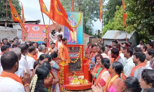 துப்பாக்கி சூட்டில் உயிரிழந்தவர்களுக்கு நினைவஞ்சலி