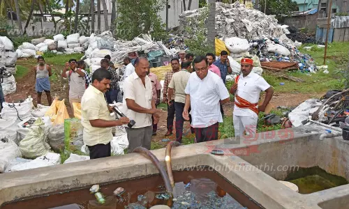 டெங்கு தடுப்பை கடைபிடிக்காததொழில் நிறுவனங்களுக்கு அபராதம்கலெக்டர் கார்மேகம் எச்சரிக்கை