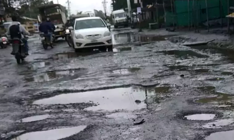 சென்னை மாநகர், புறநகர் பகுதியில் மிக மோசமான நிலையில் 324 சாலைகள் - அறப்போர் இயக்கம் குற்றச்சாட்டு