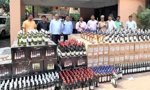 பிவண்டியில் ரூ.55 லட்சம் போலி வெளிநாட்டு மதுபானம் பறிமுதல்