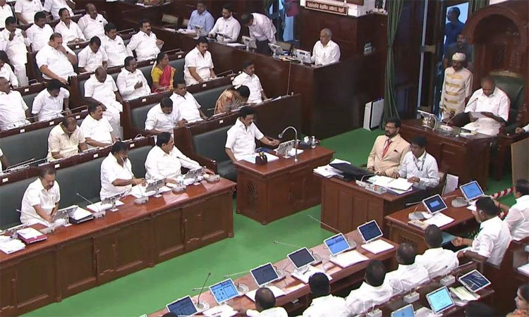 காவிரி விவகாரம்: சட்டசபையில் நிறைவேற்றப்பட்ட தனித்தீர்மானத்தை மத்திய அரசுக்கு அனுப்பி வைக்க தமிழக அரசு முடிவு!