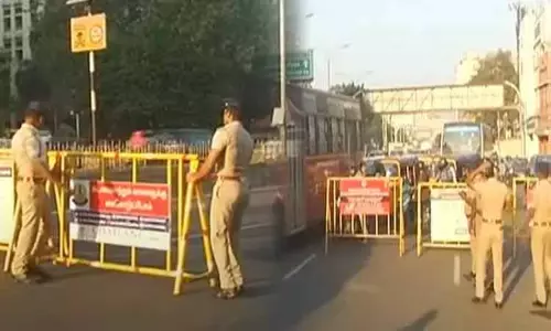 அதிக பாரம் ஏற்றிய 12 வாகனங்கள் பறிமுதல்