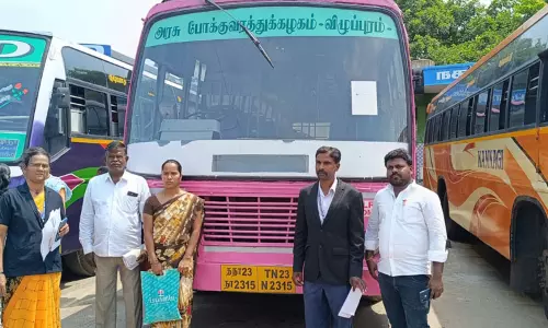 நஷ்டஈடு வழங்காததால் 2 பஸ்கள் ஜப்தி