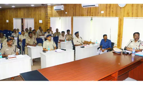 குற்றவாளிகளை தப்பிக்கவிடாமல் தண்டனை பெற்றுத்தர வேண்டும்