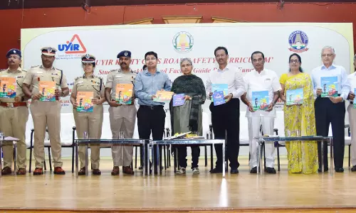 மாணவர்கள் மூலம் பெற்றோருக்கு விழிப்புணர்வு ஏற்படுத்துங்கள்