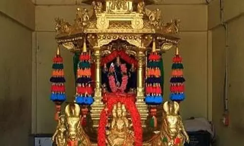 சிவன்மலையில் தங்கத்தேர் புறப்பாடு  10 நாட்களுக்கு நிறுத்தம்