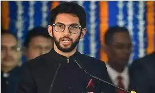 காஞ்சூர்மார்க்கில் மெட்ரோ பணிமனை அமைக்காததால் மாநிலத்துக்கு ரூ.10 ஆயிரம் கோடி இழப்பு - ஆதித்ய தாக்கரே குற்றச்சாட்டு