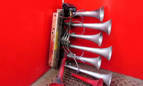 கொடைக்கானலில் ஏர்ஹாரன்கள் பறிமுதல்