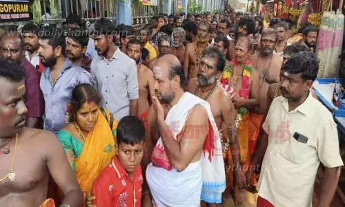 குலசேகரன்பட்டினம் முத்தாரம்மன் கோவிலில்  தசரா திருவிழா இன்று தொடங்குகிறது