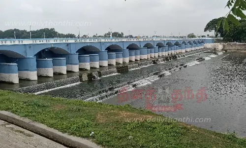 கிளை வாய்க்கால்களில் தண்ணீர் இல்லை