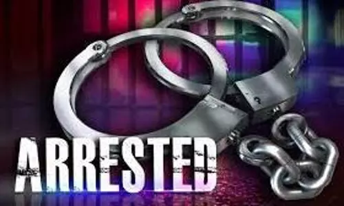 சில்வாசாவில் மாடுகளை திருடி இறைச்சி கூடத்தில் விற்று வந்த 2 பேர் கைது சில்வாசாவில் மாடுகளை திருடி இறைச்சி கூடத்தில் விற்று வந்த 2 பேர் கைது