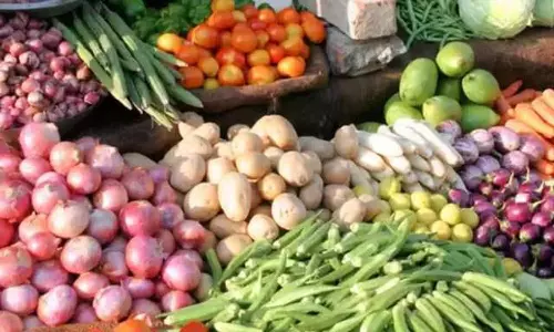 வரத்து குறைவால் காய்கறி விலை உயர்வு