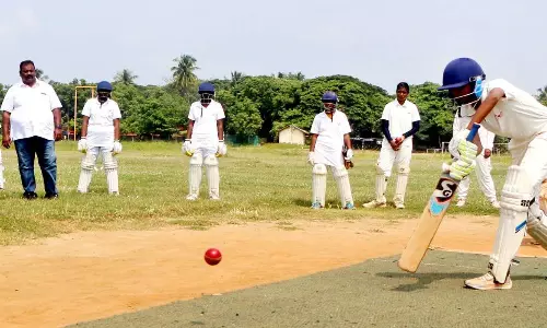 பெண்கள் கிரிக்கெட் அணிக்கு வீராங்கனைகள் தேர்வு பெண்கள் கிரிக்கெட் அணிக்கு வீராங்கனைகள் தேர்வு