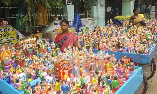 நவராத்திரி கொலு பொம்மை விற்பனை மந்தம்